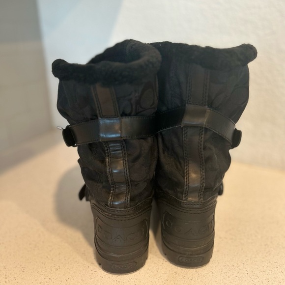 Coach Boots - Picture 4 of 8